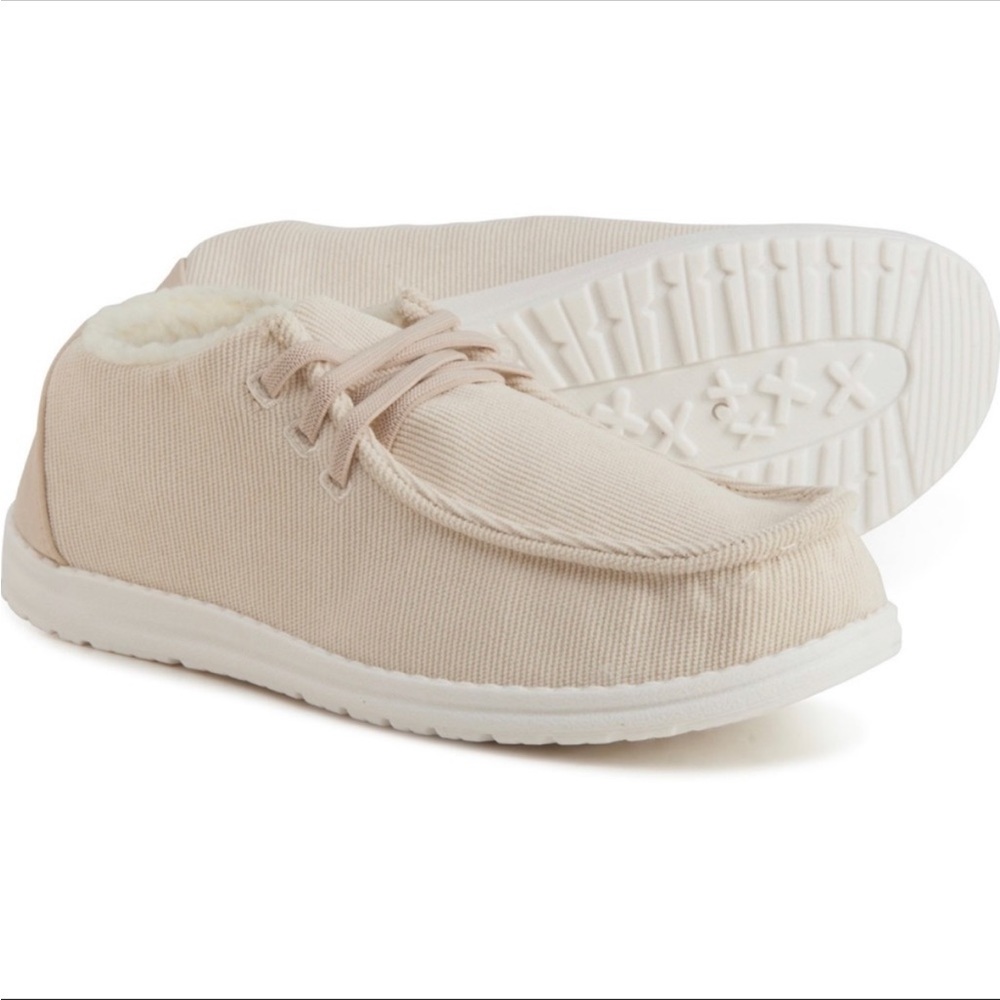 Tommy Bahama warm shoes